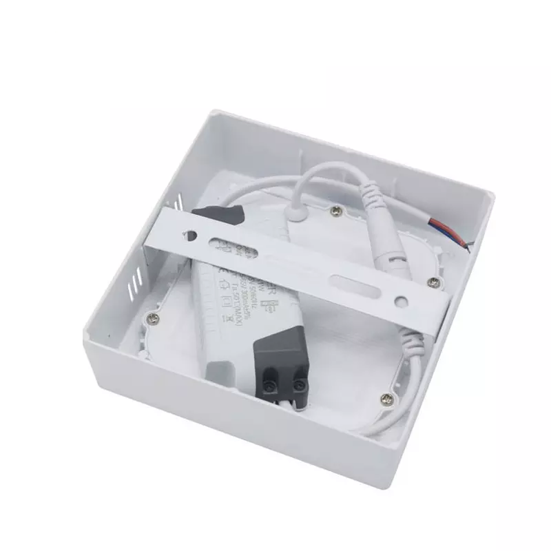 PLAFON LED 18W SOBREPUESTO CUADRADO LUZ CALIDA / FRIA