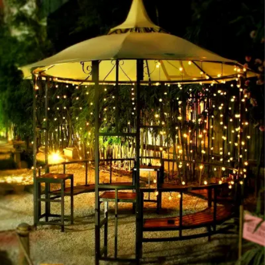 Cortina Led Solar Cable Impermeable 2x2mts Hada Luz Cálida