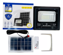 Reflector Luz Led 50w Con Panel Solar De Carga Externa Ip66