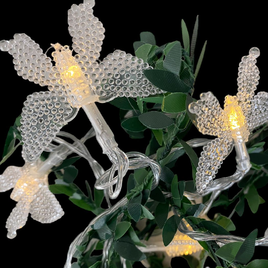 LUZ SOLAR NAVIDEÑA LED ESTILO DECORACIÓN HOJAS Y MARIPOSAS 6MTS.